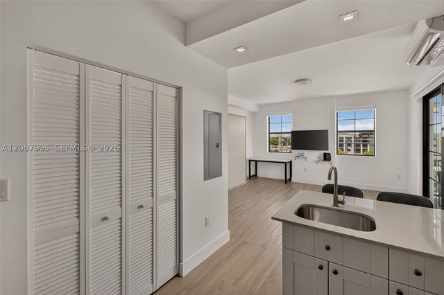4100 SW 64th Ave 408, Davie, FL 33314
