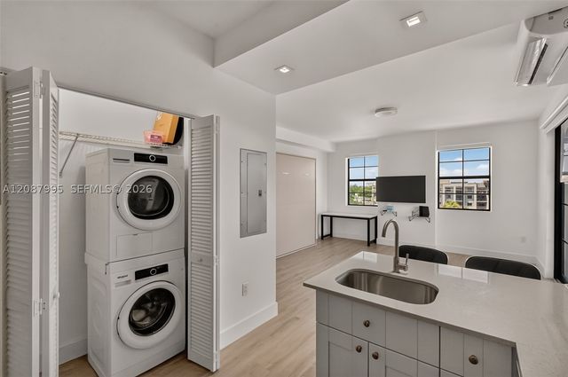 4100 SW 64th Ave 408, Davie, FL 33314