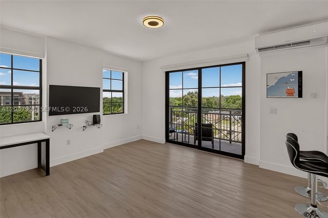 4100 SW 64th Ave 408, Davie, FL 33314