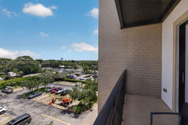 4100 SW 64th Ave 408, Davie, FL 33314