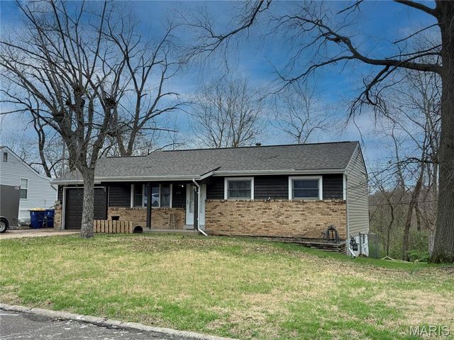 4118 E Donaldson Drive, St Louis, MO 63129