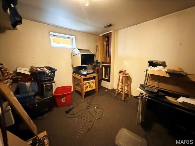 4118 E Donaldson Drive, St Louis, MO 63129