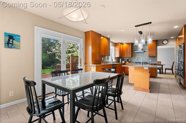3920 Wynnstone Drive, Ann Arbor, MI 48105