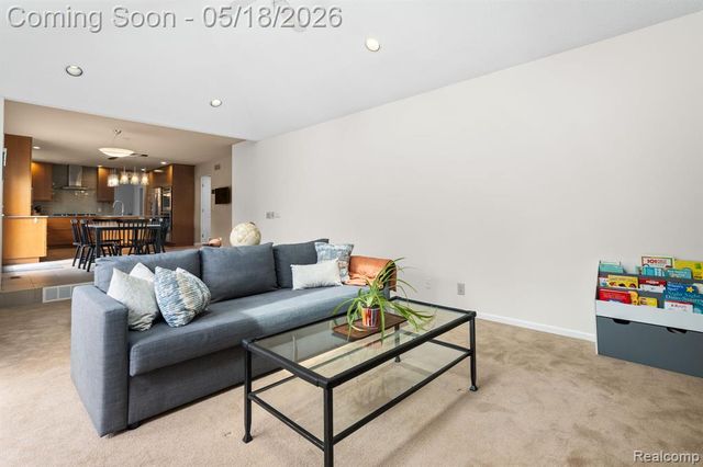 3920 Wynnstone Drive, Ann Arbor, MI 48105