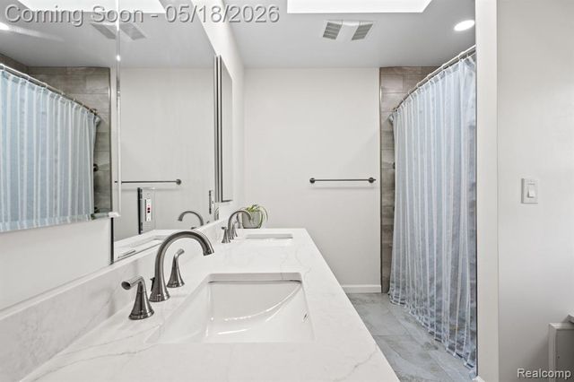3920 Wynnstone Drive, Ann Arbor, MI 48105