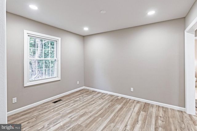 96 RIVIERA DR, Pennsville, NJ 08070