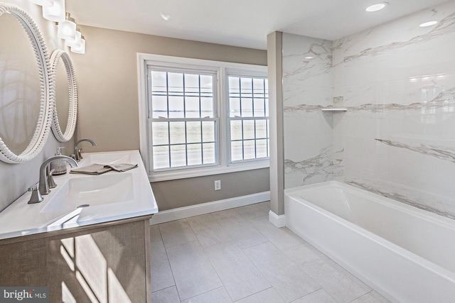 96 RIVIERA DR, Pennsville, NJ 08070