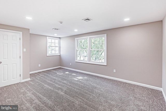 96 RIVIERA DR, Pennsville, NJ 08070