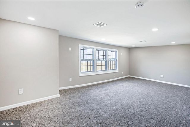 96 RIVIERA DR, Pennsville, NJ 08070