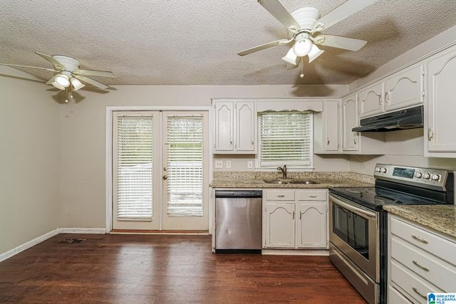 1116 WILLOW CREEK COURT, Alabaster, AL 35007