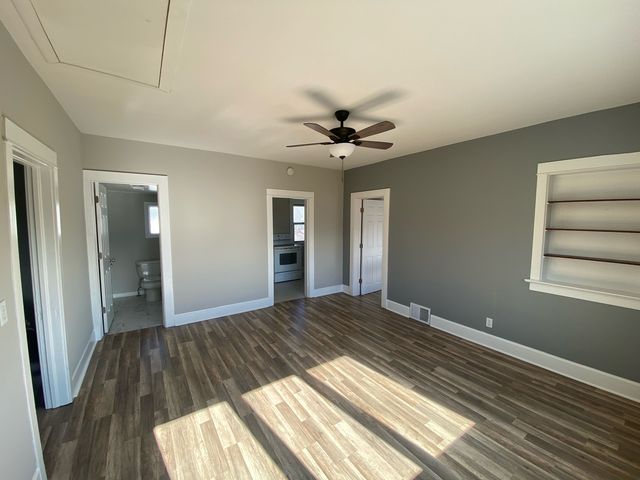 739 Iowa Avenue 2, Aurora, IL 60506