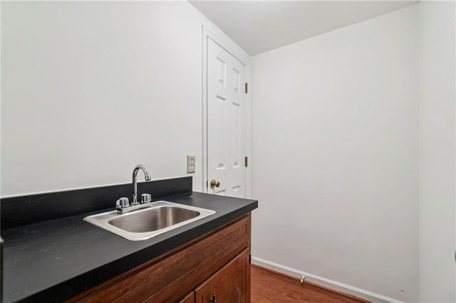 6757 Riverside Drive, Atlanta, GA 30328