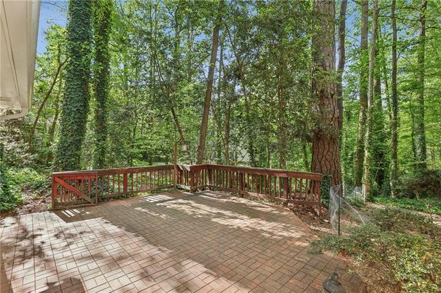 6757 Riverside Drive, Atlanta, GA 30328