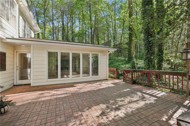 6757 Riverside Drive, Atlanta, GA 30328