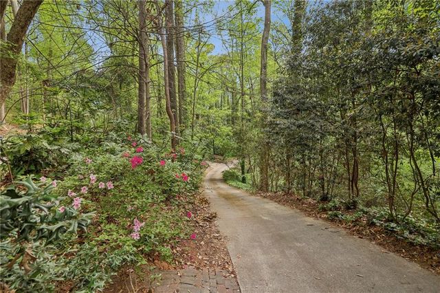 6757 Riverside Drive, Atlanta, GA 30328