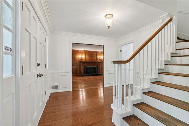 6757 Riverside Drive, Atlanta, GA 30328