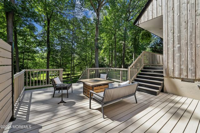 5 Coventry Square, Holmdel, NJ 07733