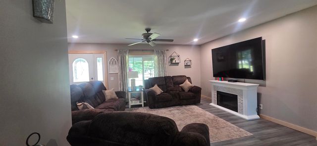 2540 S River, Buckeye Twp, MI 48612