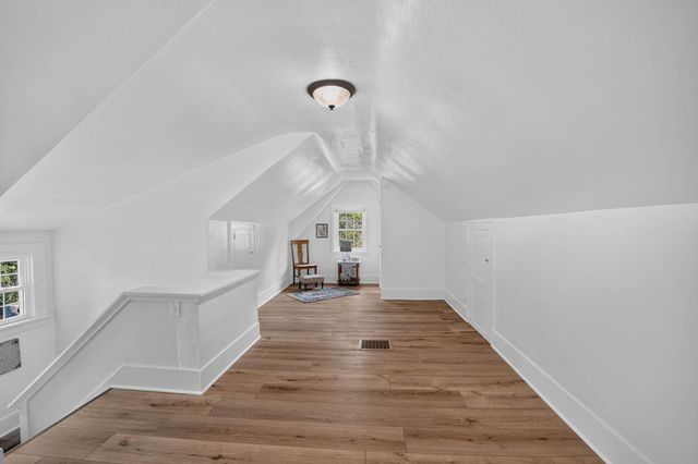 1015 Steely Street, Waterloo, IA 50703