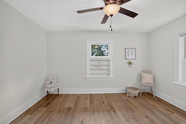 1015 Steely Street, Waterloo, IA 50703