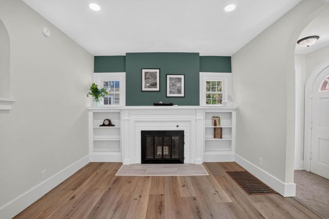 1015 Steely Street, Waterloo, IA 50703