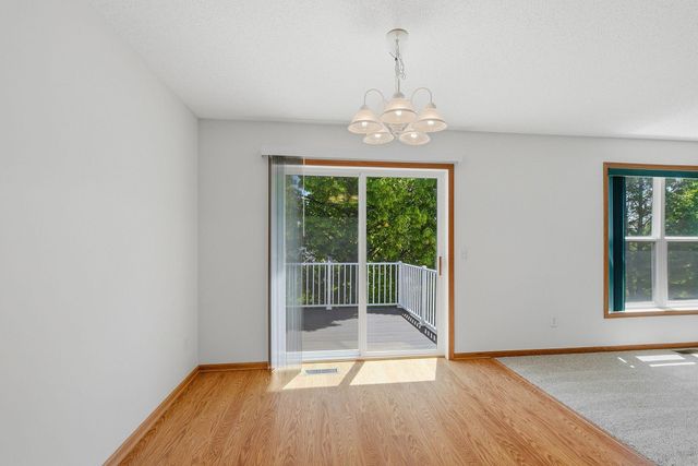 375 Wagon Wheel Lane, Chaska, MN 55318