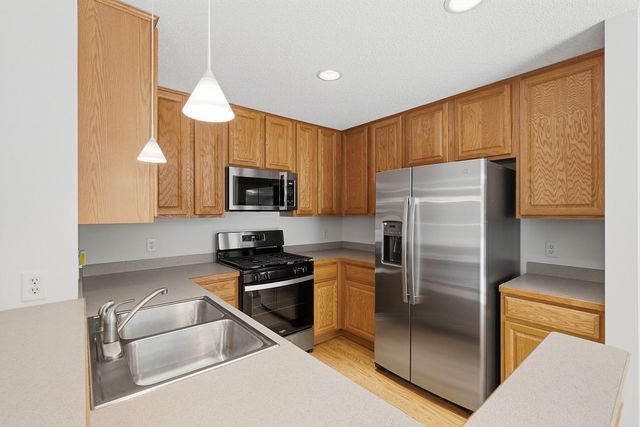 375 Wagon Wheel Lane, Chaska, MN 55318