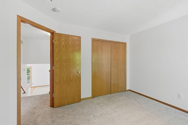 375 Wagon Wheel Lane, Chaska, MN 55318