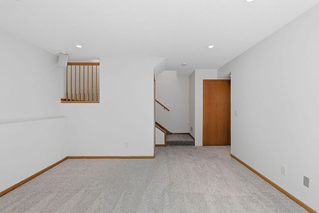 375 Wagon Wheel Lane, Chaska, MN 55318