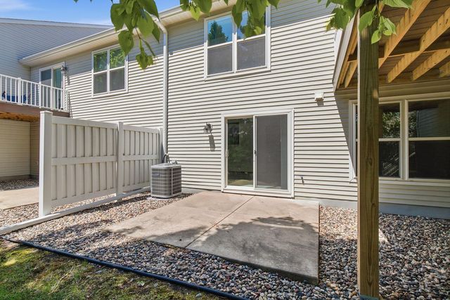 375 Wagon Wheel Lane, Chaska, MN 55318