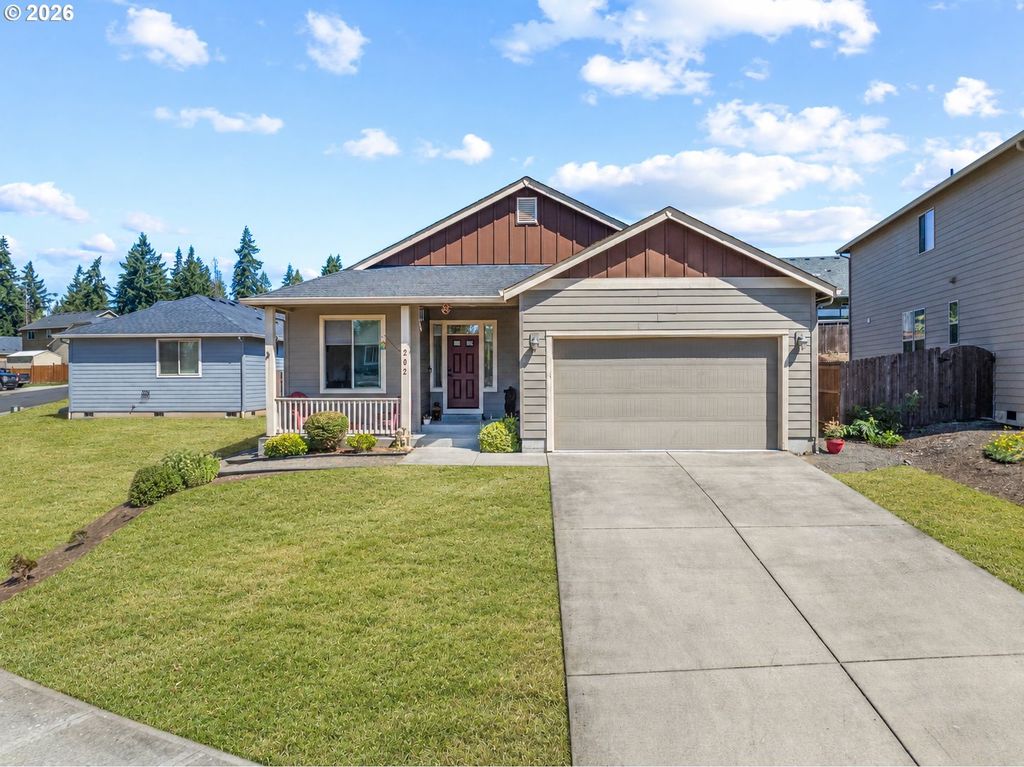 202 ROCKY MEADOW Dr, Kalama, WA 98625