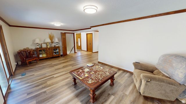 1766 W 4575 S, Roy, UT 84067
