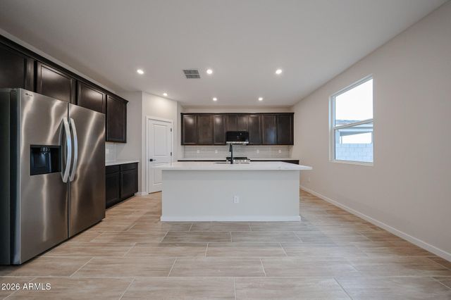 6272 E CROCKETT Way, San Tan Valley, AZ 85143