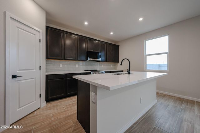 6272 E CROCKETT Way, San Tan Valley, AZ 85143