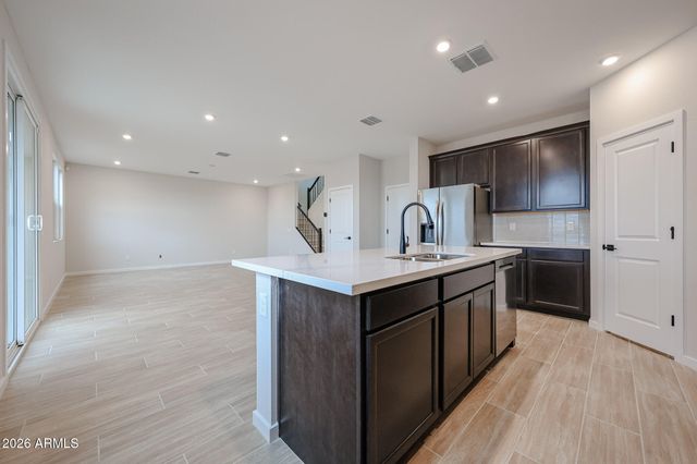 6272 E CROCKETT Way, San Tan Valley, AZ 85143