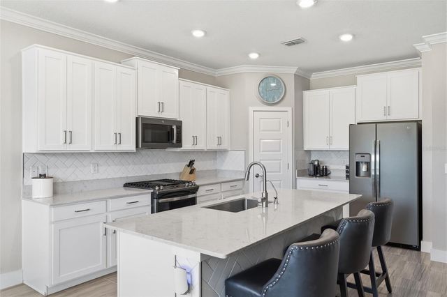 2920 GRIDIRON ISLE, New Port Richey, FL 34655