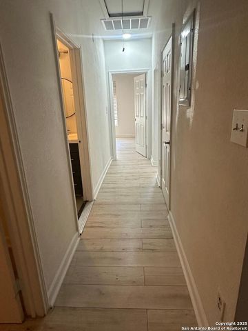 1431 crockett, San Antonio, TX 78202