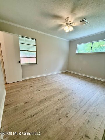 207 Richland Street, Richland, MS 39218