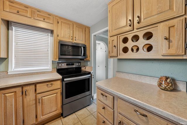 26199 Lake Drive, Elkhart, IN 46514