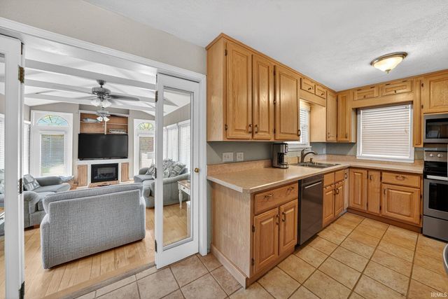 26199 Lake Drive, Elkhart, IN 46514