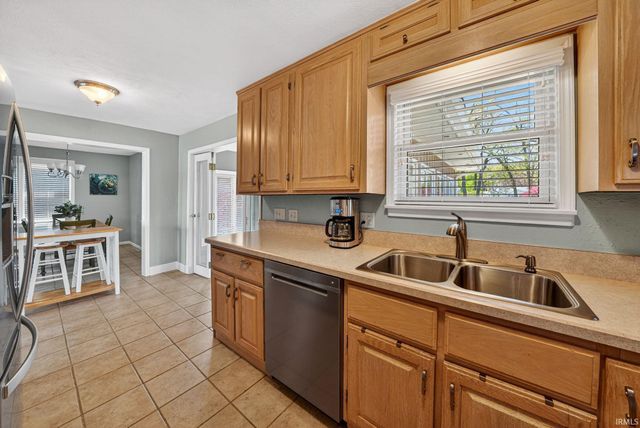 26199 Lake Drive, Elkhart, IN 46514
