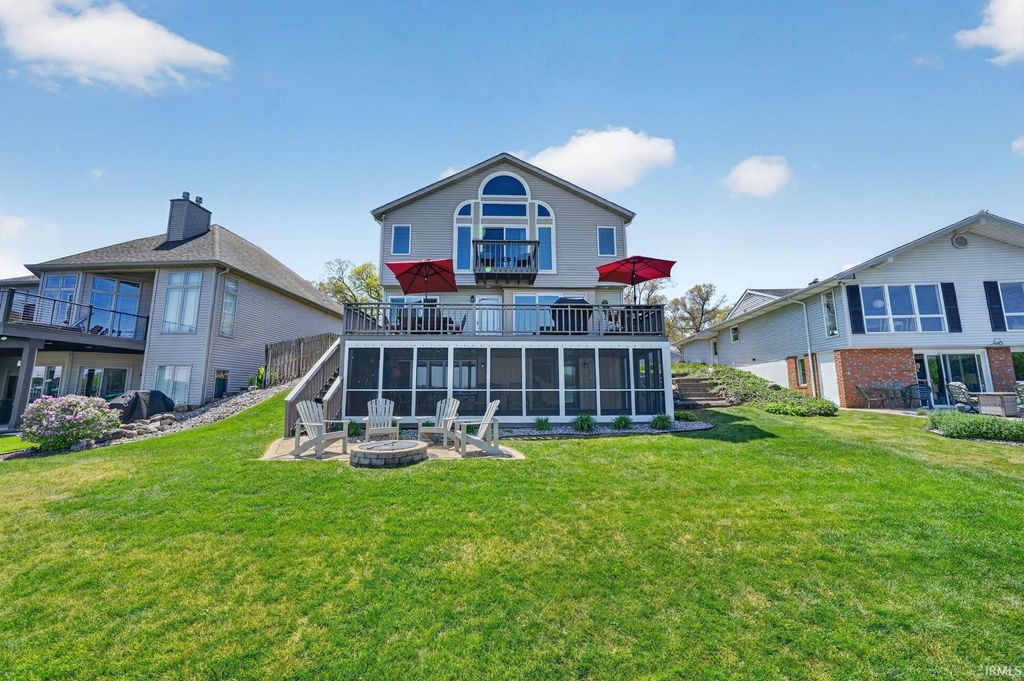 26199 Lake Drive, Elkhart, IN 46514