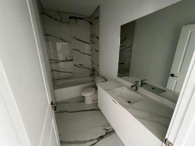 120 NW 15th Place 1548, Pompano Beach, FL 33060