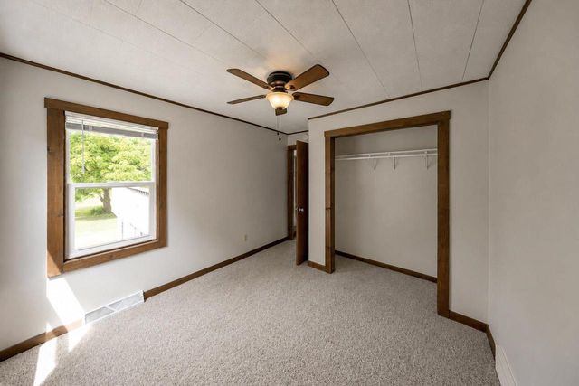 114 Seminole Drive, Edgerton, WI 53534