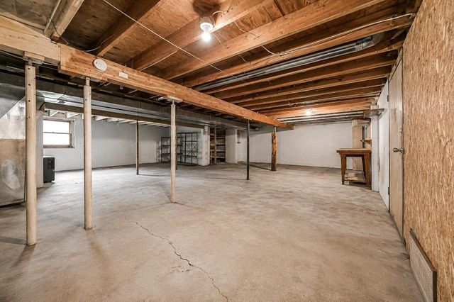 114 Seminole Drive, Edgerton, WI 53534