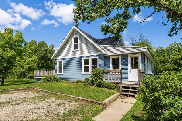114 Seminole Drive, Edgerton, WI 53534