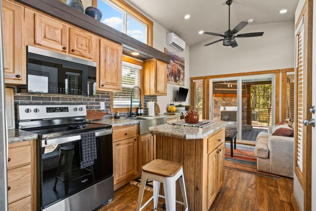 50 CR 3227 Unit 91, Mt Pleasant, TX 75455