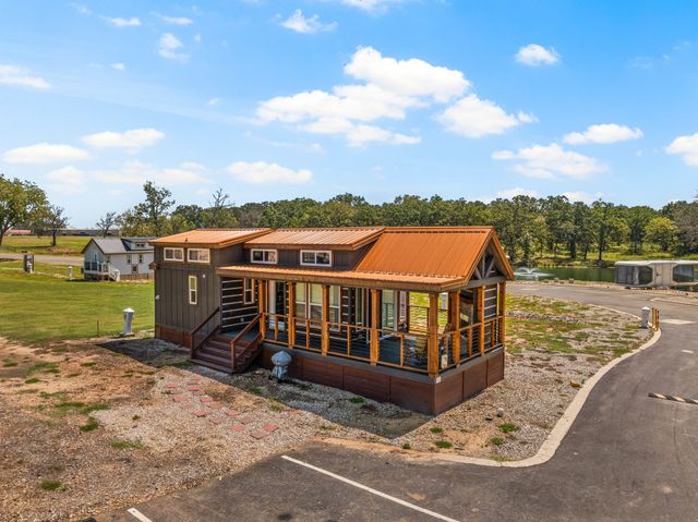 50 CR 3227 Unit 91, Mt Pleasant, TX 75455