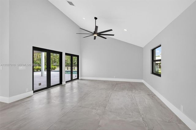 12725 Mallard Creek Drive, Palm Beach Gardens, FL 33418