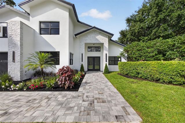 12725 Mallard Creek Drive, Palm Beach Gardens, FL 33418
